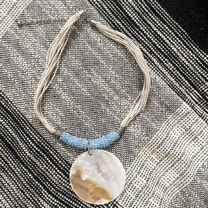 Beads / Shell necklace